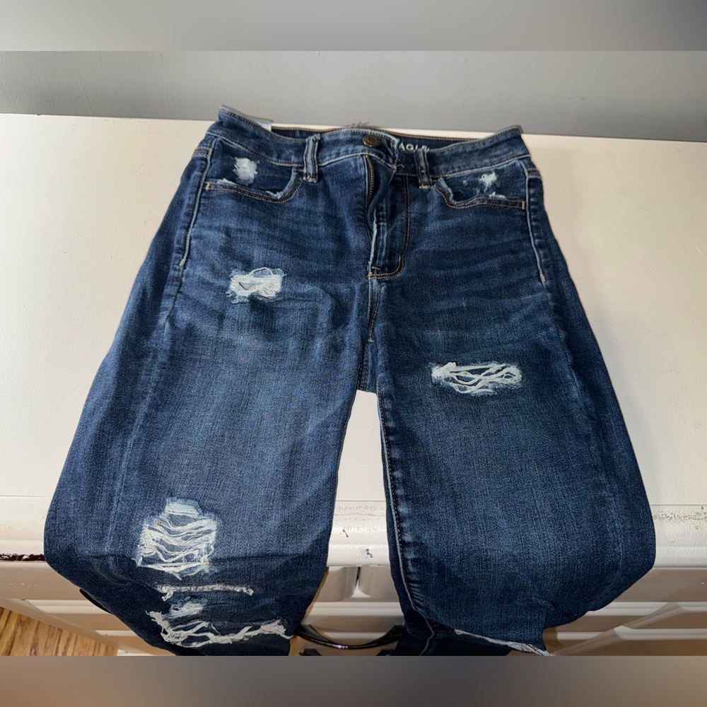 American Eagle Ripped Patch Super Hi-Rise Jegging - Size 2 Regular